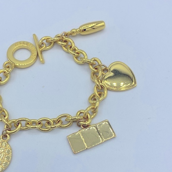 Signed Estée Lauder Gold Tone Charm Bracelet With Five Charms NWOT Size 7” - Picture 7 of 11